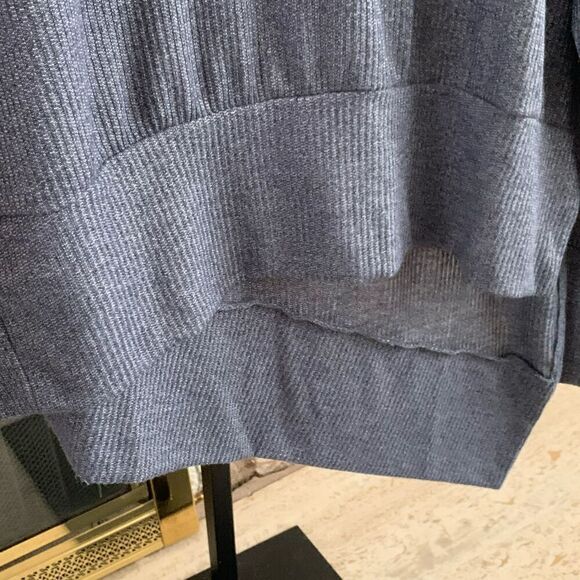 Stella dot women’s asymmetrical light weight sweater size L - Picture 4 of 7